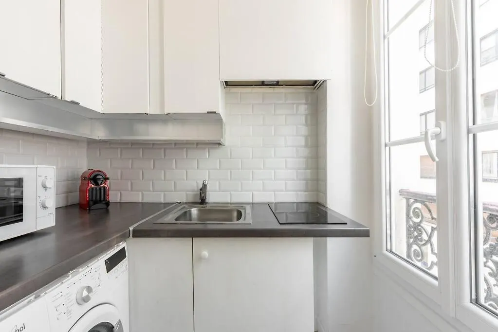 Apartment Appartement Champ De Mars - Augereau Paris France