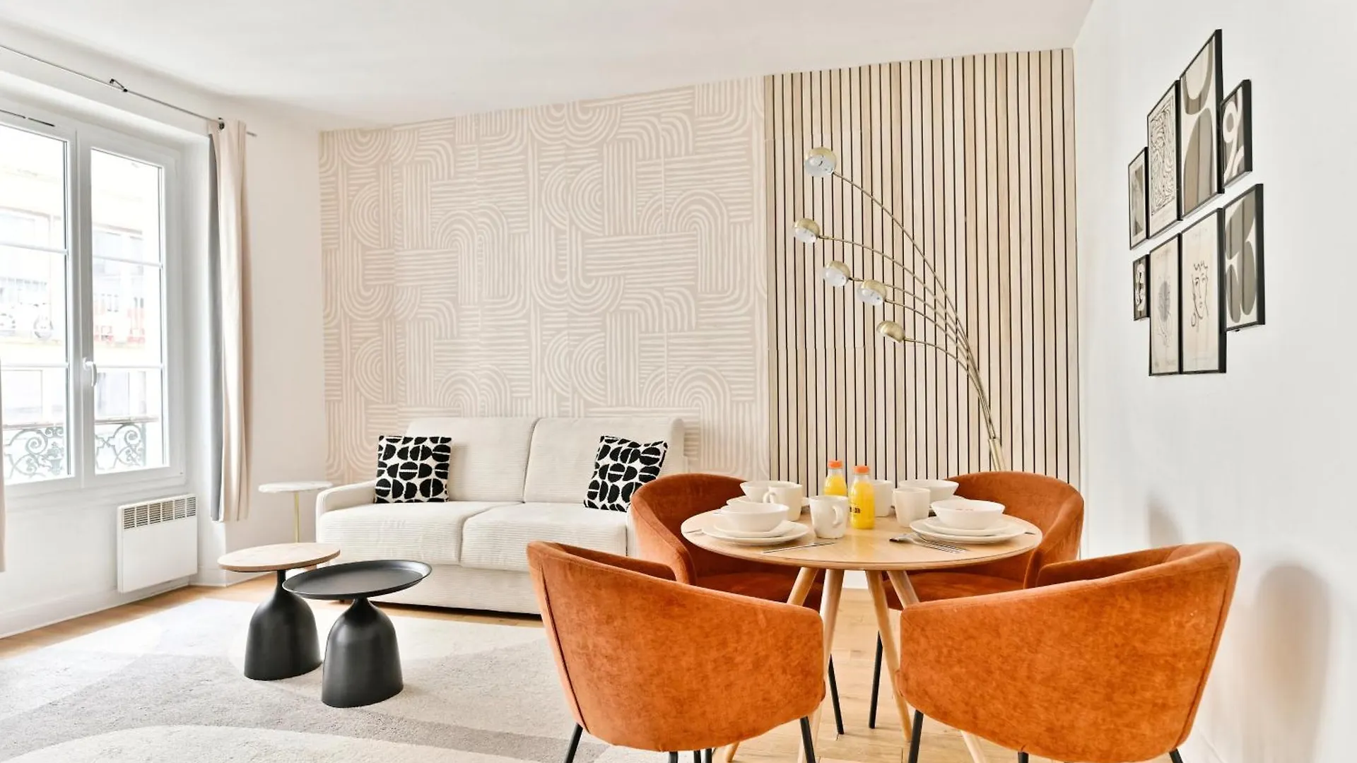Appartement Champ De Mars - Augereau Paris 0*,  France
